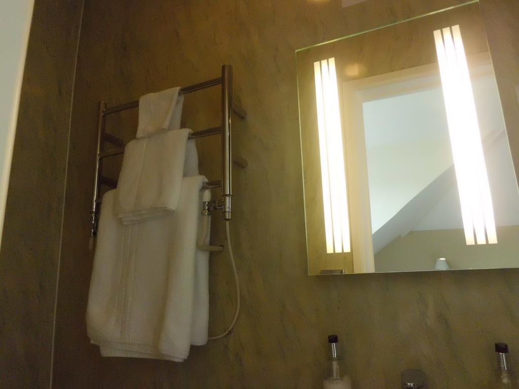 Fair Winds Guest House บริกแซม ห้อง รูปภาพ